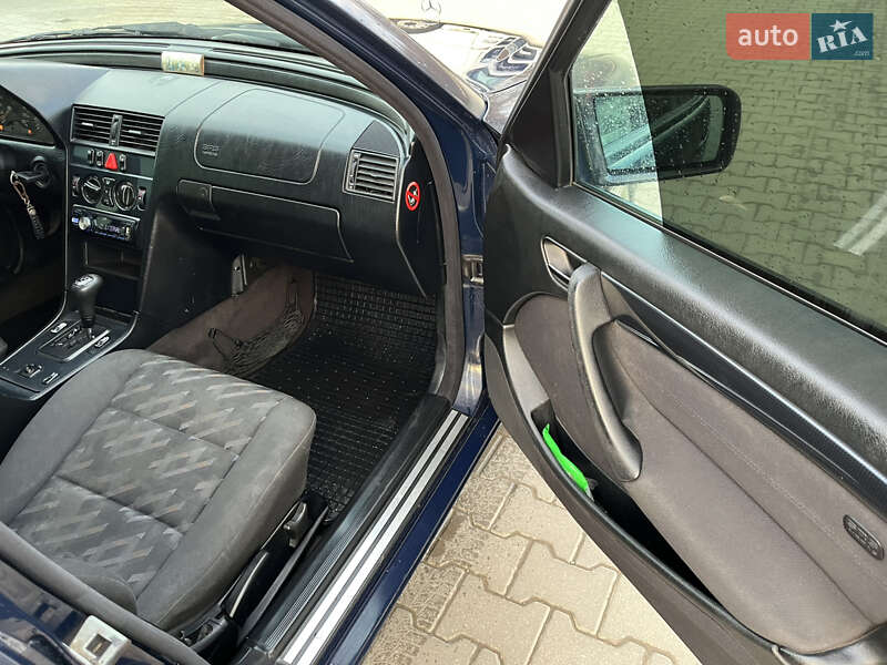 Универсал Mercedes-Benz C-Class 1999 в Черновцах фото 10 Универсал Mercedes-Benz C-Class 1999 в Черновцах