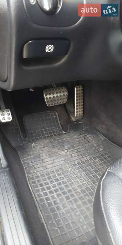 Седан Mercedes-Benz C-Class 2005 в Києві