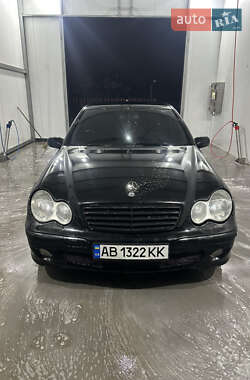 Седан Mercedes-Benz C-Class 2004 в Виннице