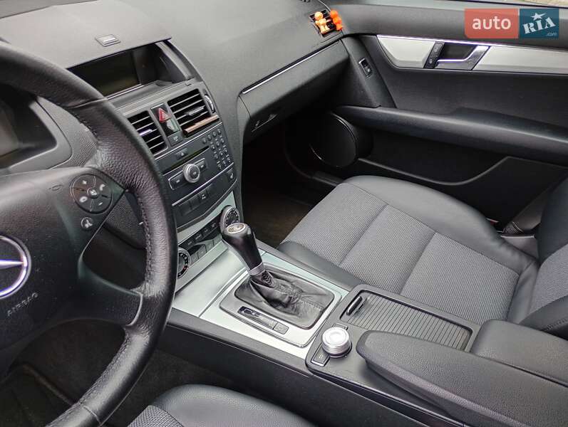 Универсал Mercedes-Benz C-Class 2009 в Коцюбинском