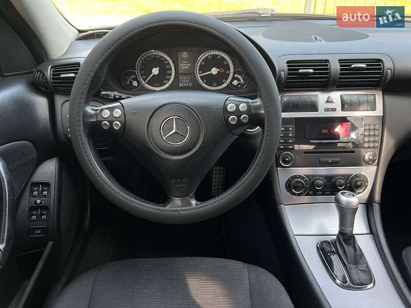 Седан Mercedes-Benz C-Class 2006 в Одессе фото 16 Седан Mercedes-Benz C-Class 2006 в Одессе