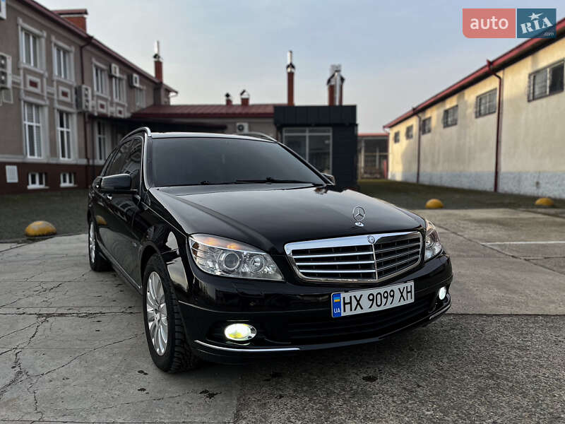 Универсал Mercedes-Benz C-Class 2011 в Черновцах фото 13 Универсал Mercedes-Benz C-Class 2011 в Черновцах