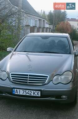 Седан Mercedes-Benz C-Class 2003 в Богуславе