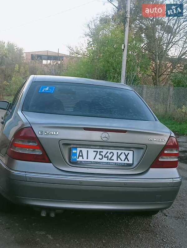 Седан Mercedes-Benz C-Class 2003 в Богуславе