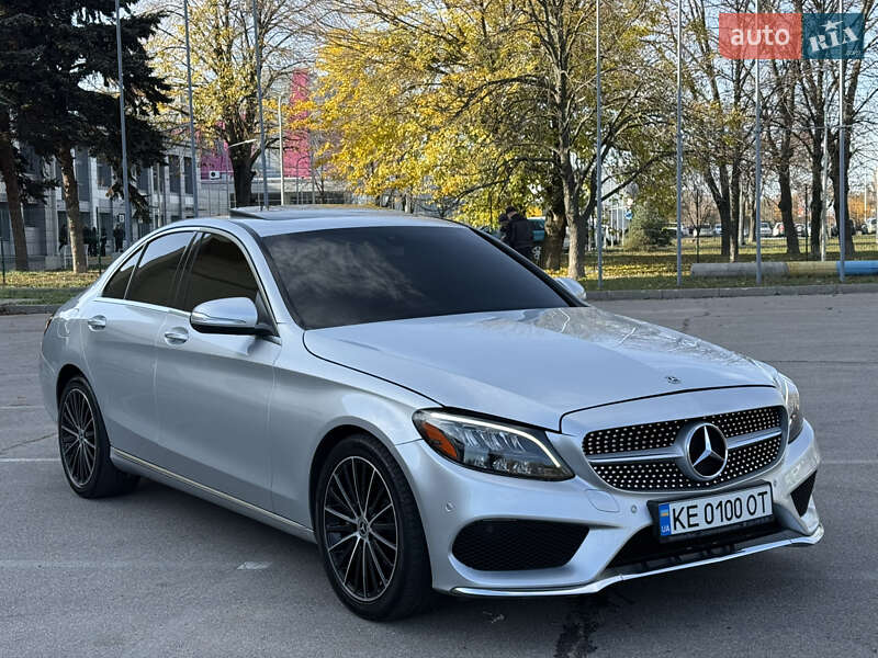 Седан Mercedes-Benz C-Class 2018 в Запоріжжі фото Седан Mercedes-Benz C-Class 2018 в Запоріжжі