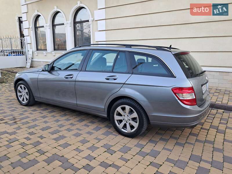Универсал Mercedes-Benz C-Class 2008 в Могилев-Подольске