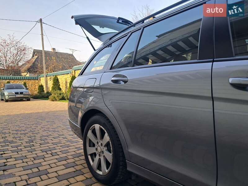 Универсал Mercedes-Benz C-Class 2008 в Могилев-Подольске