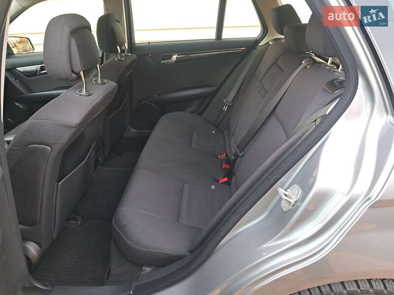 Универсал Mercedes-Benz C-Class 2008 в Могилев-Подольске