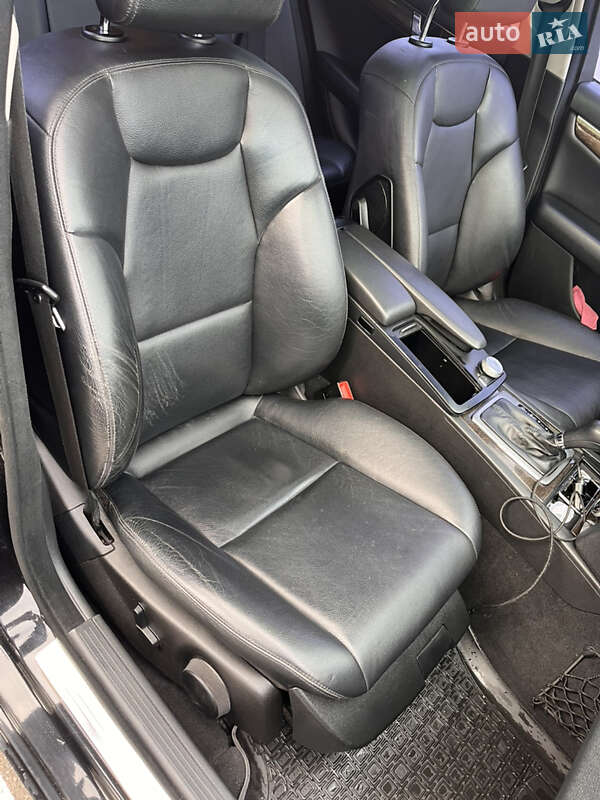Универсал Mercedes-Benz C-Class 2011 в Киеве фото 9 Универсал Mercedes-Benz C-Class 2011 в Киеве