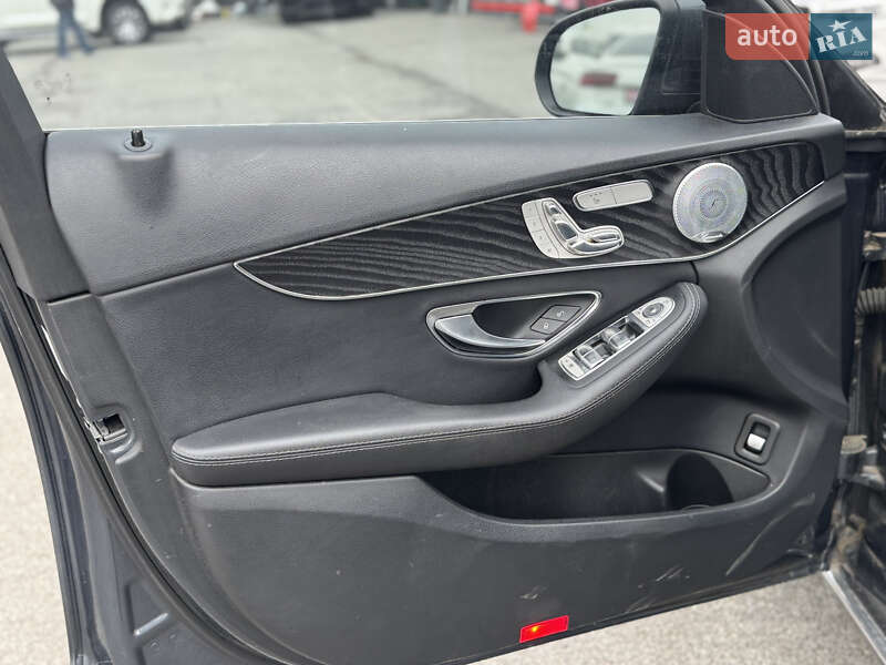 Седан Mercedes-Benz C-Class 2016 в Львові фото 13 Седан Mercedes-Benz C-Class 2016 в Львові