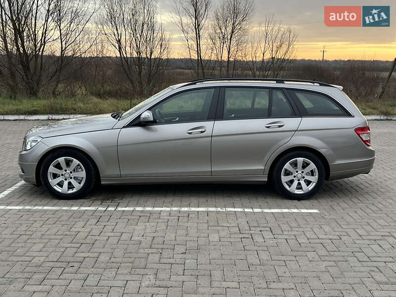 Універсал Mercedes-Benz C-Class 2008 в Луцьку
