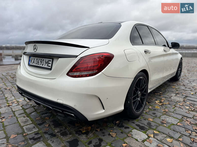 Седан Mercedes-Benz C-Class 2017 в Киеве