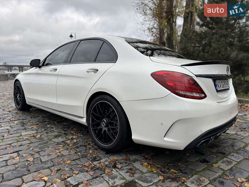 Седан Mercedes-Benz C-Class 2017 в Киеве