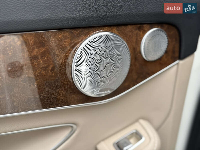 Седан Mercedes-Benz C-Class 2017 в Киеве