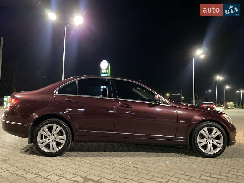 Седан Mercedes-Benz C-Class 2008 в Житомирі