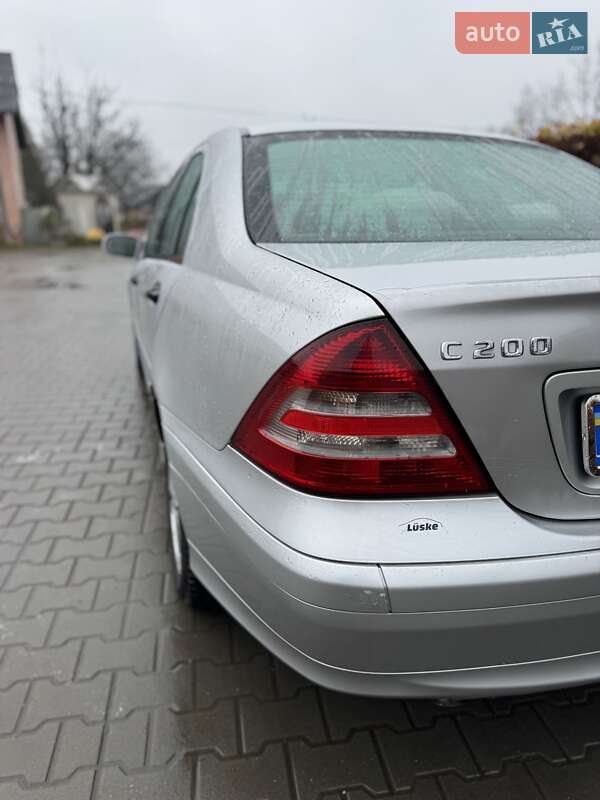 Седан Mercedes-Benz C-Class 2004 в Івано-Франківську фото 9 Седан Mercedes-Benz C-Class 2004 в Івано-Франківську