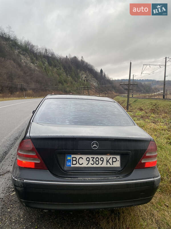 Седан Mercedes-Benz C-Class 2000 в Дрогобыче