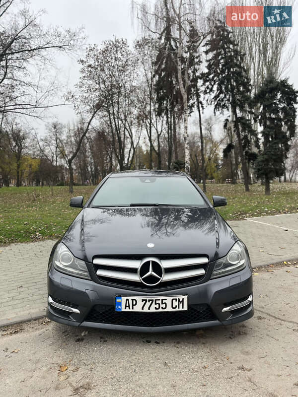 Купе Mercedes-Benz C-Class 2012 в Запоріжжі