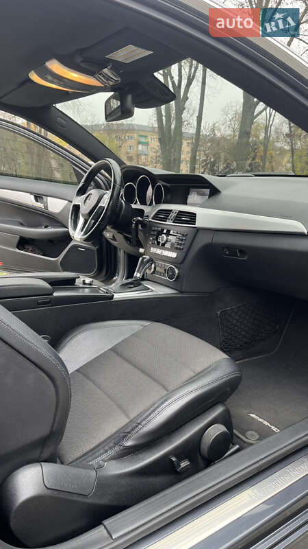 Купе Mercedes-Benz C-Class 2012 в Запоріжжі