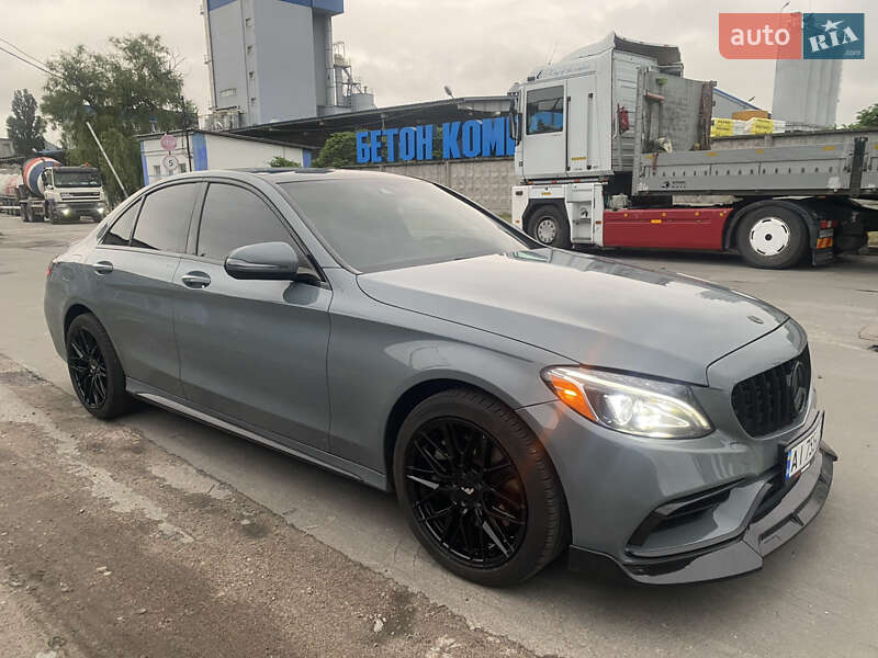 Седан Mercedes-Benz C-Class 2015 в Киеве