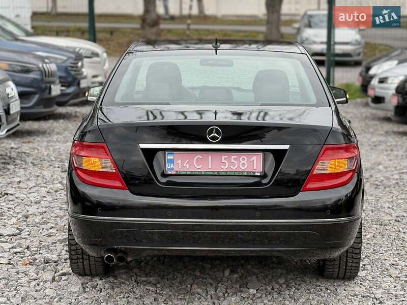 Седан Mercedes-Benz C-Class 2010 в Вінниці