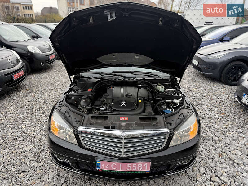 Седан Mercedes-Benz C-Class 2010 в Вінниці