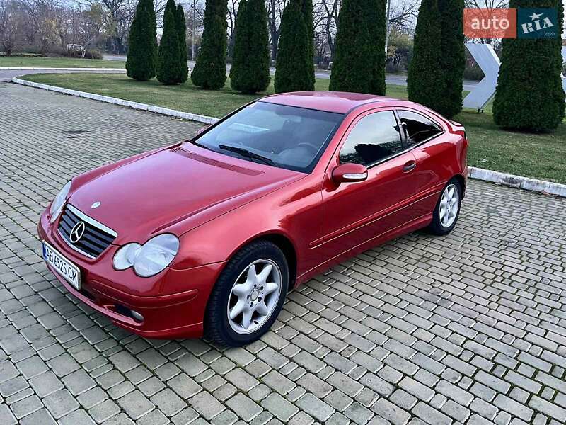 Купе Mercedes-Benz C-Class 2003 в Килии