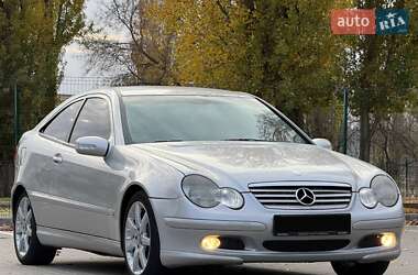 Купе Mercedes-Benz C-Class 2001 в Запоріжжі