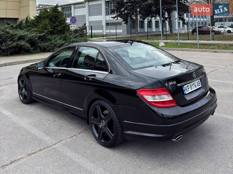 Седан Mercedes-Benz C-Class 2010 в Запорожье