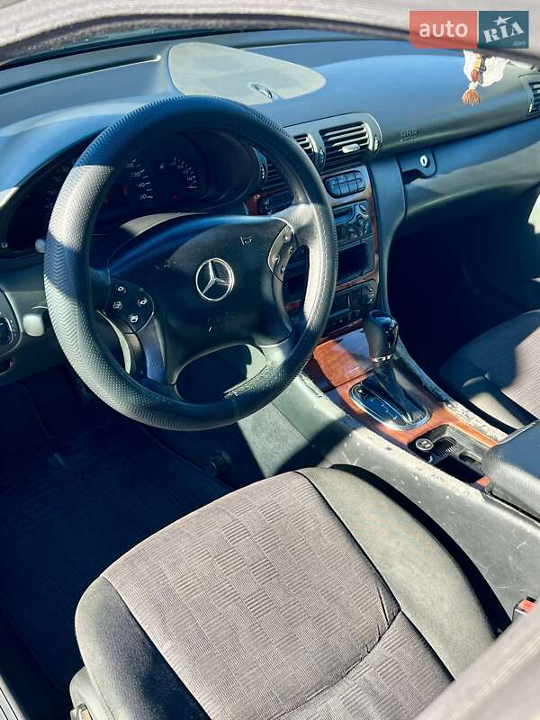 Седан Mercedes-Benz C-Class 2001 в Херсоні фото 13 Седан Mercedes-Benz C-Class 2001 в Херсоні