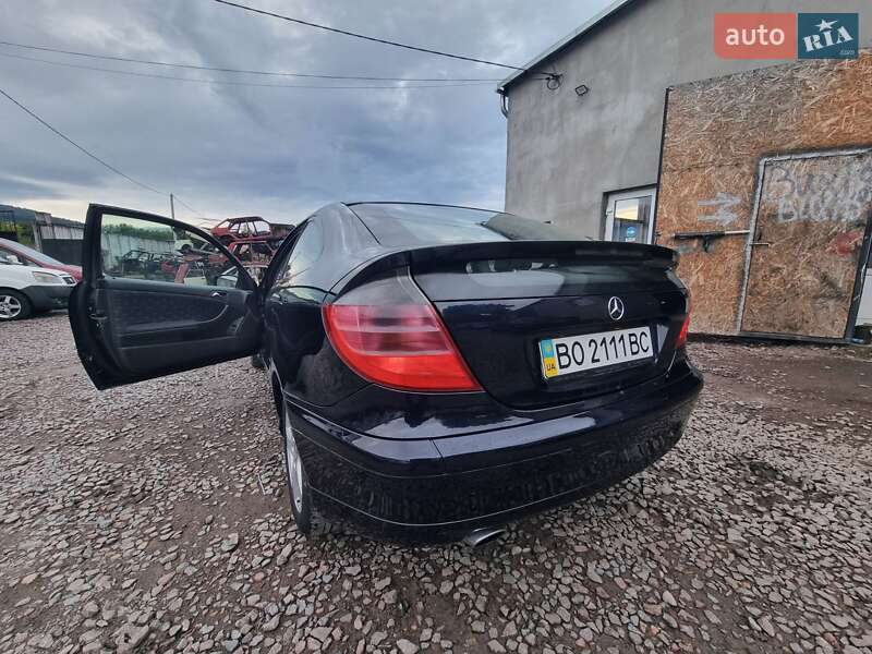 Купе Mercedes-Benz C-Class 2001 в Кременці фото 2 Купе Mercedes-Benz C-Class 2001 в Кременці