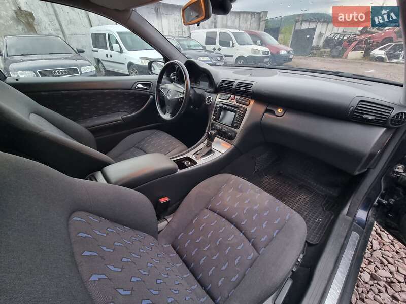 Купе Mercedes-Benz C-Class 2001 в Кременці фото 12 Купе Mercedes-Benz C-Class 2001 в Кременці