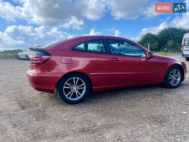 Купе Mercedes-Benz C-Class 2002 в Черкассах