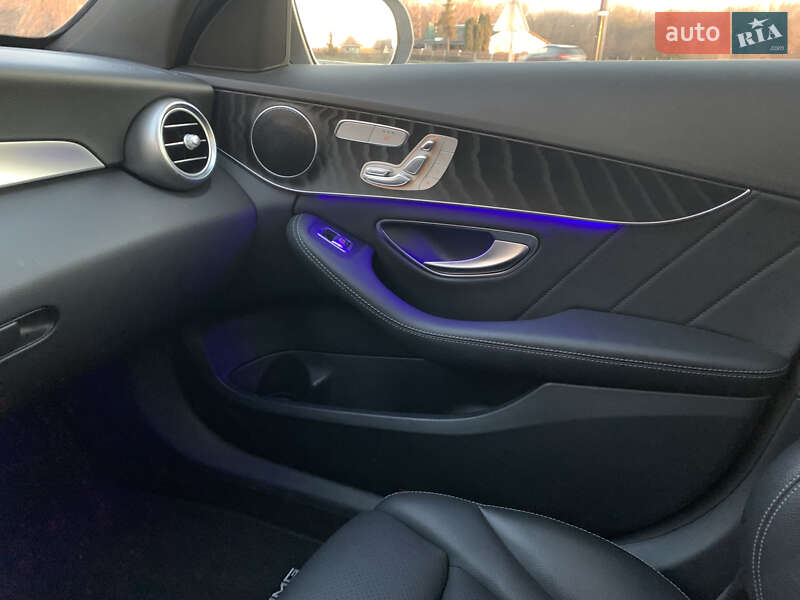 Седан Mercedes-Benz C-Class 2019 в Тернополе