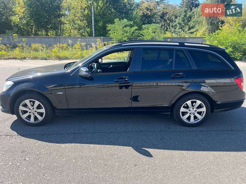 Універсал Mercedes-Benz C-Class 2012 в Києві фото 9 Універсал Mercedes-Benz C-Class 2012 в Києві
