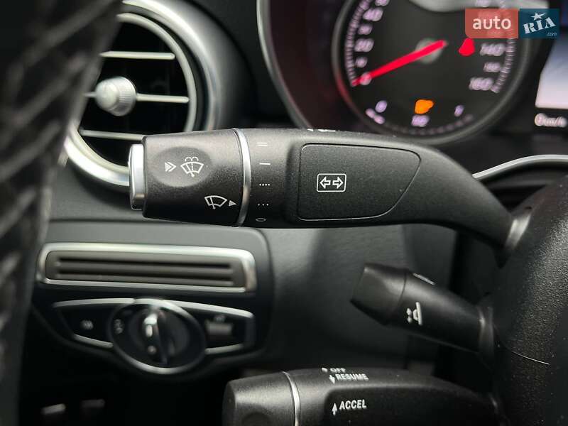 Седан Mercedes-Benz C-Class 2018 в Киеве