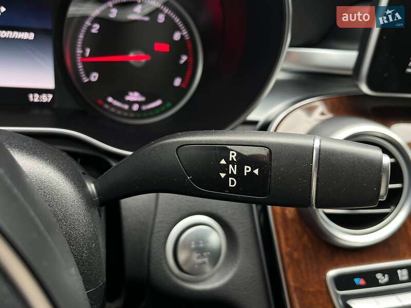 Седан Mercedes-Benz C-Class 2018 в Киеве