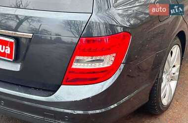 Универсал Mercedes-Benz C-Class 2013 в Киеве