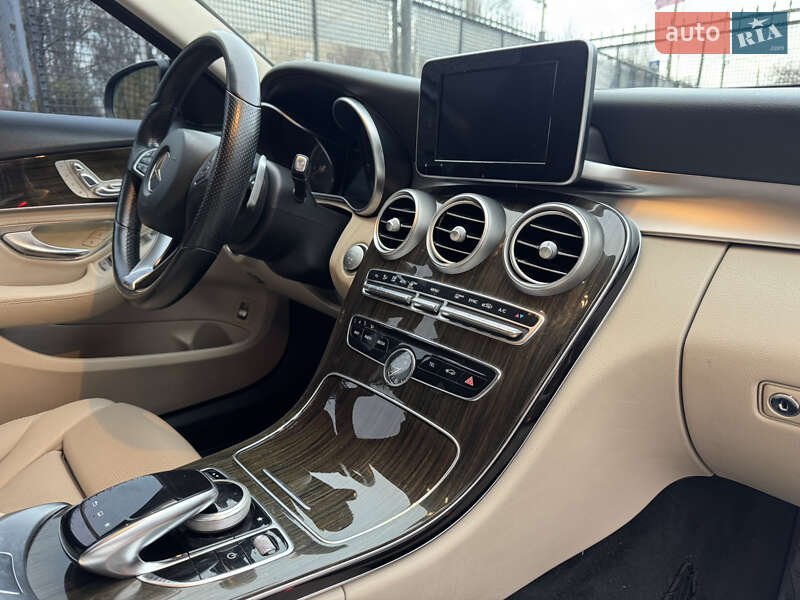 Седан Mercedes-Benz C-Class 2015 в Запорожье