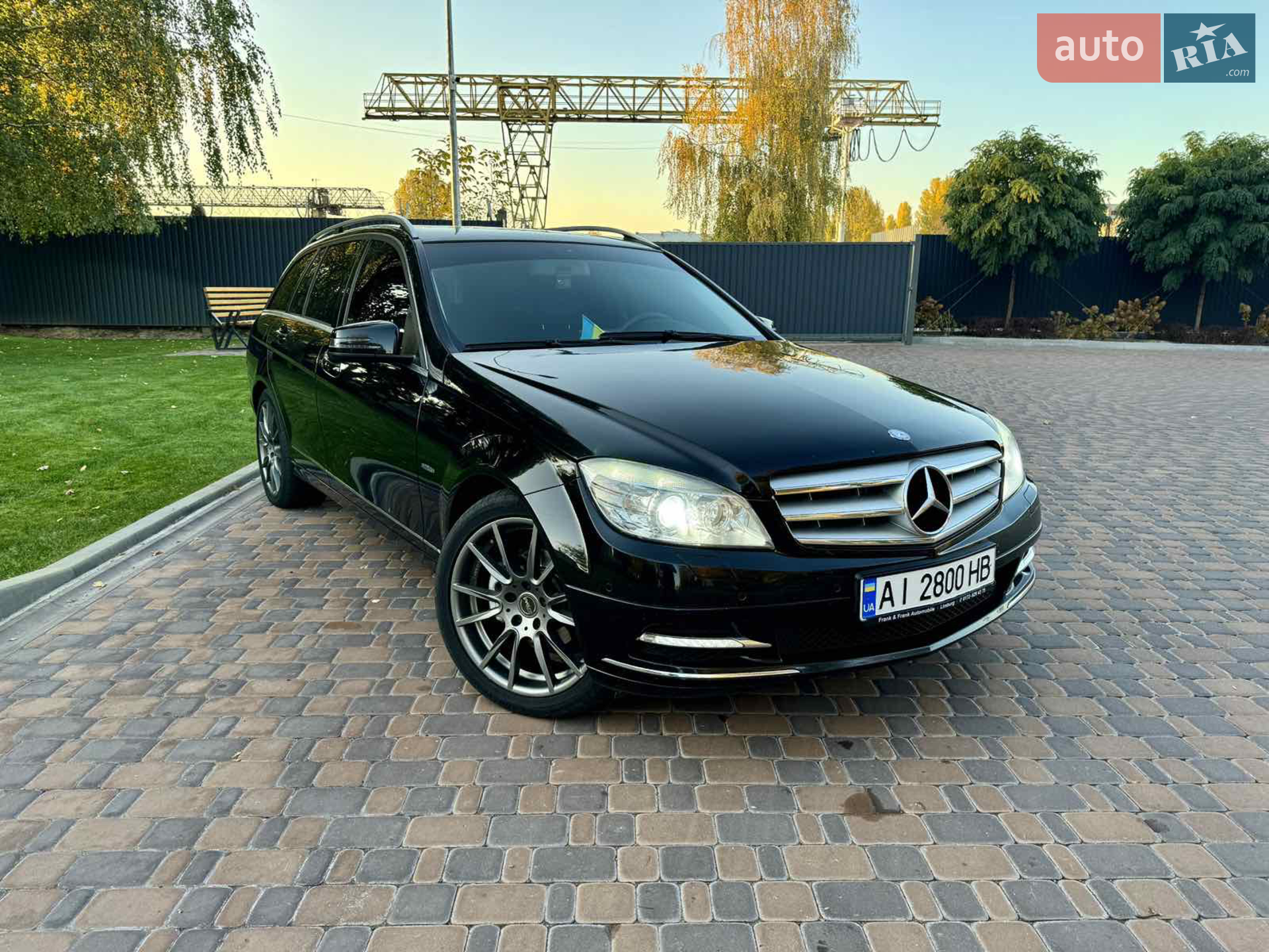 2010 Mercedes-Benz C-klasse - фото 1