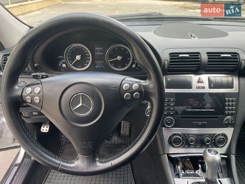 Седан Mercedes-Benz C-Class 2007 в Дніпрі