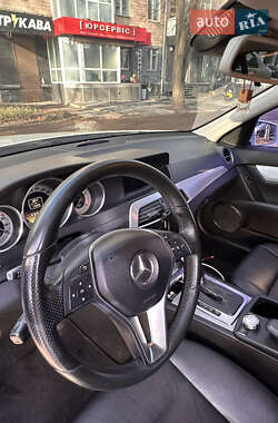 Седан Mercedes-Benz C-Class 2011 в Киеве