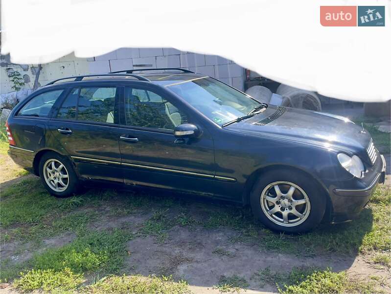Универсал Mercedes-Benz C-Class 2003 в Киеве