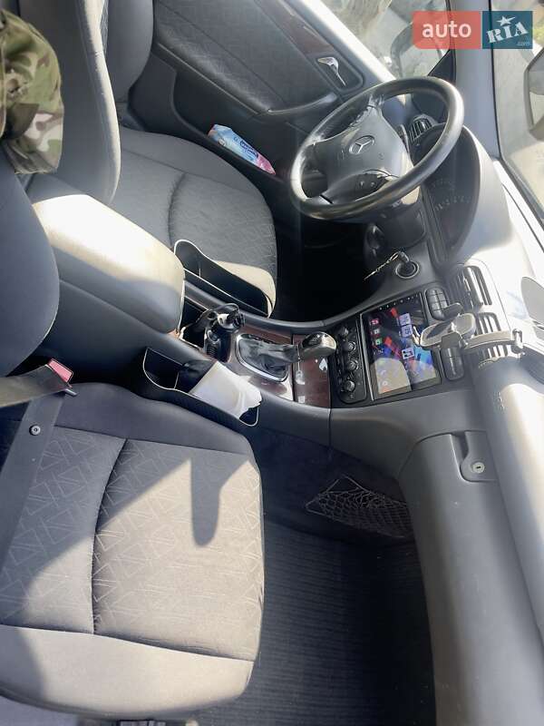 Универсал Mercedes-Benz C-Class 2003 в Киеве