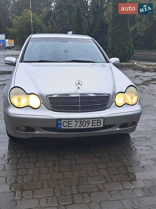 Mercedes-Benz C-Class 2003