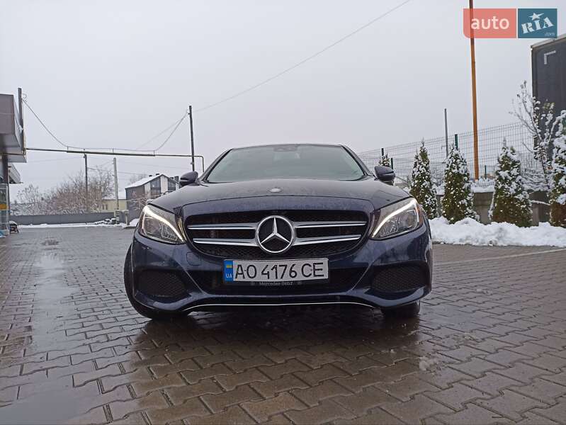 Седан Mercedes-Benz C-Class 2016 в Львові
