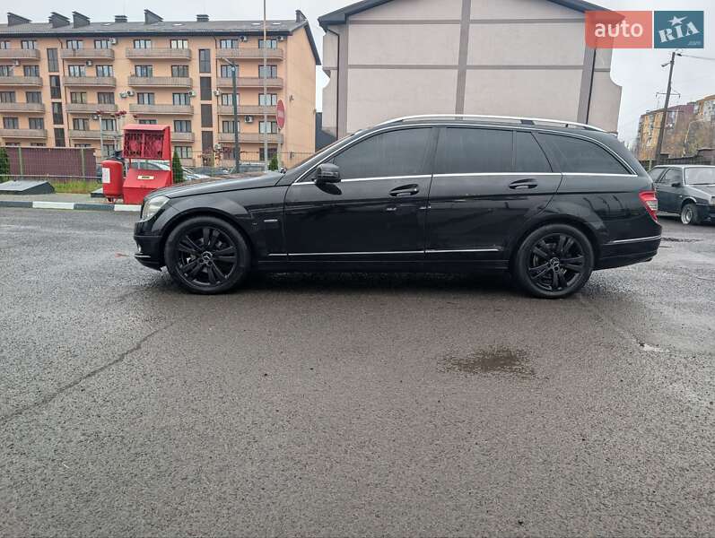 Универсал Mercedes-Benz C-Class 2009 в Ужгороде фото 7 Универсал Mercedes-Benz C-Class 2009 в Ужгороде