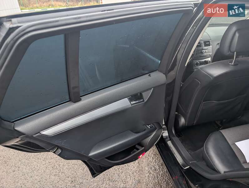 Универсал Mercedes-Benz C-Class 2009 в Ужгороде фото 11 Универсал Mercedes-Benz C-Class 2009 в Ужгороде