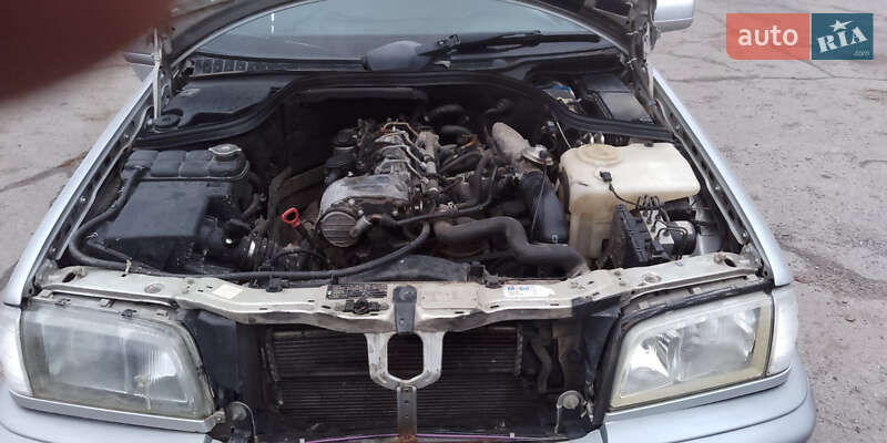 Універсал Mercedes-Benz C-Class 1999 в Хмельницькому