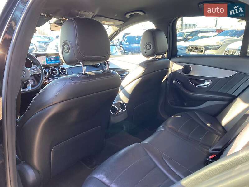 Седан Mercedes-Benz C-Class 2019 в Львове